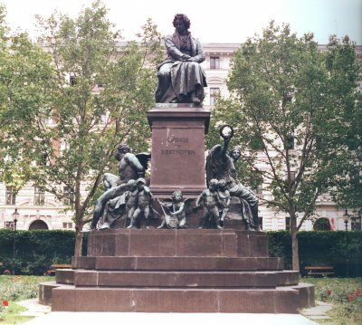 Esttua de Beethoven, em Viena