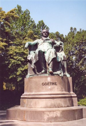 Esttua de Goethe, em Viena de ustria